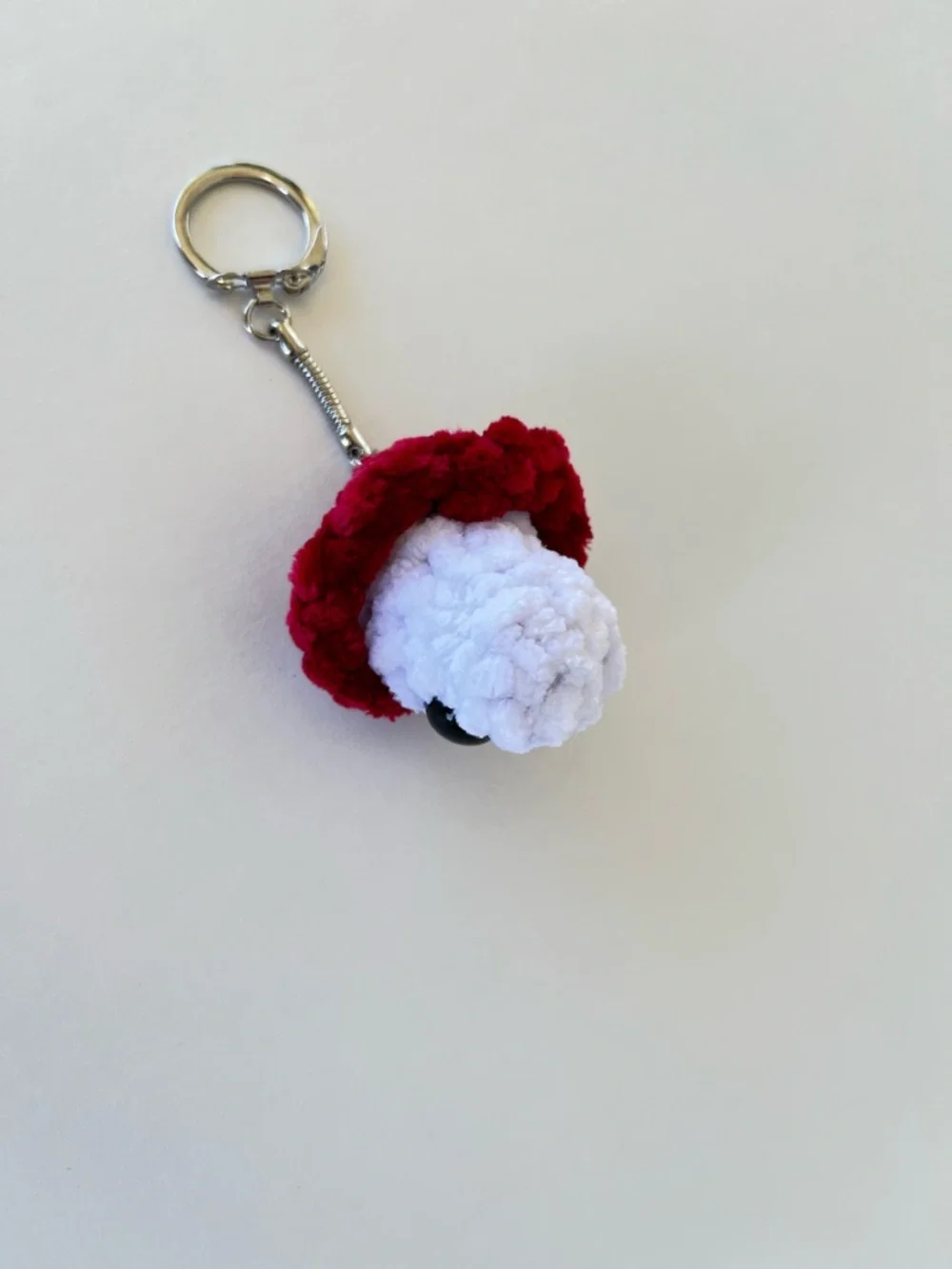 Crochet stuffed mushroom keychain - Picture 5 of 5